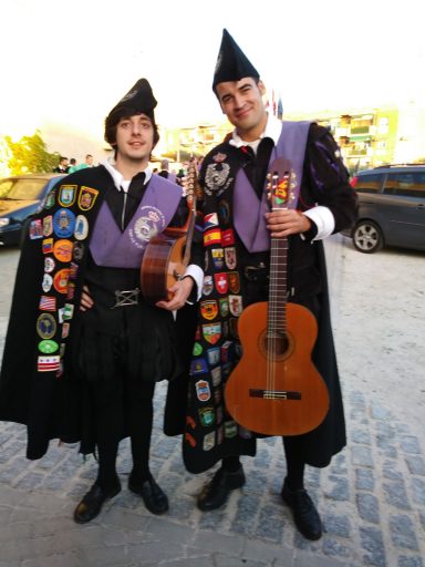 Vestimenta de la Tuna. Historia de la Tuna